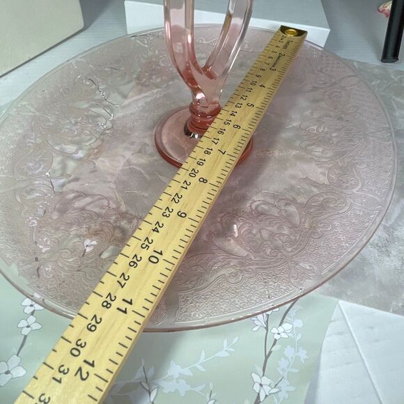 Pink Depression glass etched floral scroll pattern oval platter handle. - Picture 11 of 13